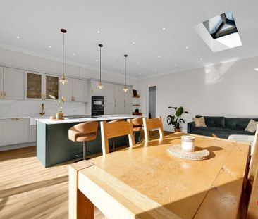 3 bedroom detached house to rent - Photo 2