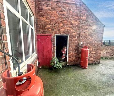 West Bridge Street, Cambois, Blyth, Northumberland, NE24 1QP - Photo 2