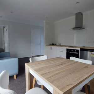 RENT REBATE FIRST 6 WEEKS AND 1 WEEK FREE RENT - Great on Greta! - Photo 2