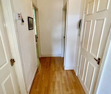 2 bedroom flat to rent - Photo 6