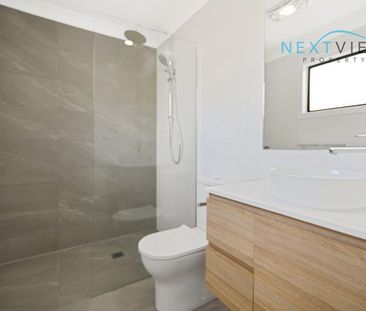 10/14 Ryhope Street, Mount Hutton NSW 2290 - Townhouse For Rent | D... - Photo 4