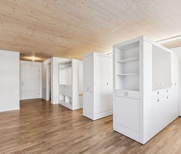 MOVING – Furnish your apartment with the touch of a button - Photo 4