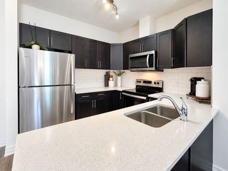 For Lease - 212 Lakeport Road Unit# 307, St. Catharines, Ontario - Photo 3