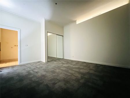 4/165 Bourke Street - Photo 3