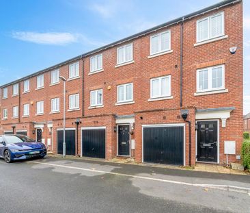 4 bedroom townhouse to rent - Photo 3