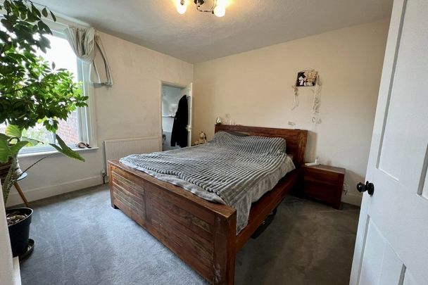 Bellingdon Road - Photo 1