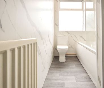 3 bedroom house - Photo 6
