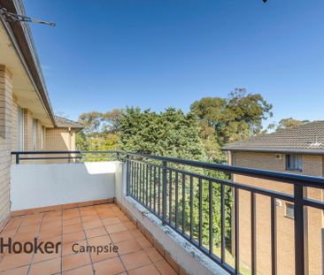 Beautifully Presented Top Floor Apartment in the Heart of Campsie - Photo 2