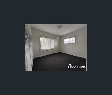 8 Blackheath Road, Oxley, Qld 4075 - Photo 6