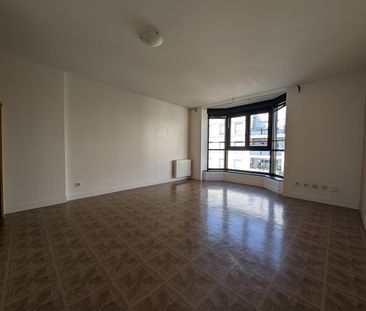 Location Appartement 2 pièces 47m² - Photo 2