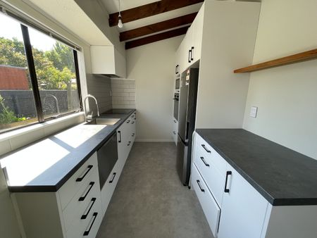 Howard Street, Parkvale - Photo 4