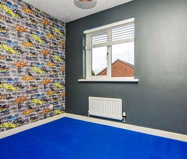 3 bedroom semi-detached house to rent - Photo 4