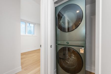 For Lease - 1975 Banff Avenue Unit# B, Hunt Club - South Keys and Area, Ontario - Photo 3