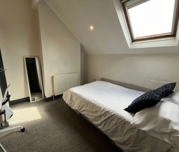 4 bedroom terraced house to rent - Photo 6