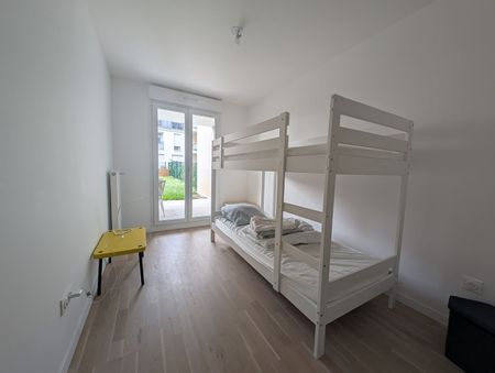 Location Appartement 3 pièces 63m² - Photo 3