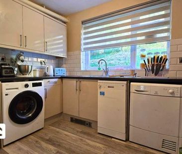 Whyteleafe, Surrey, CR3 - Photo 3