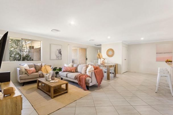 38 Ardennes Circuit, Gillieston Heights NSW 2321 - House For Rent | Domain - Photo 1