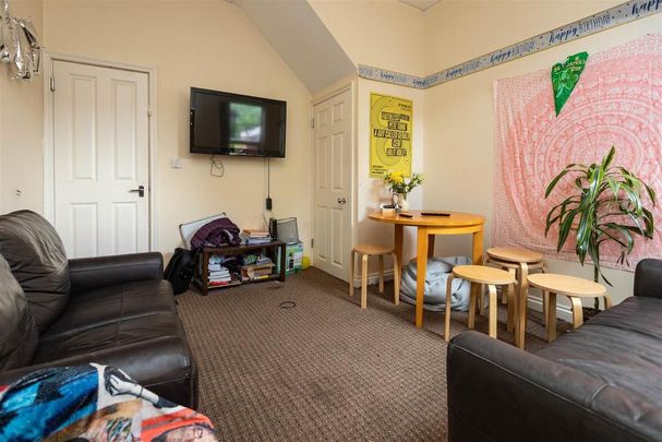 5 bedroom house to rent - Photo 1