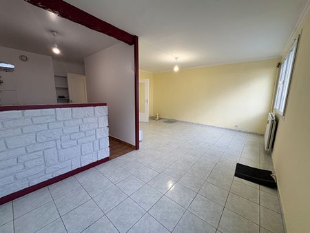 Location Appartement 3 pièces 67m² ST DENIS 93200 - Photo 3