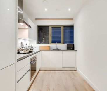 Galley House, Atlantis Avenue, E16 - Photo 5