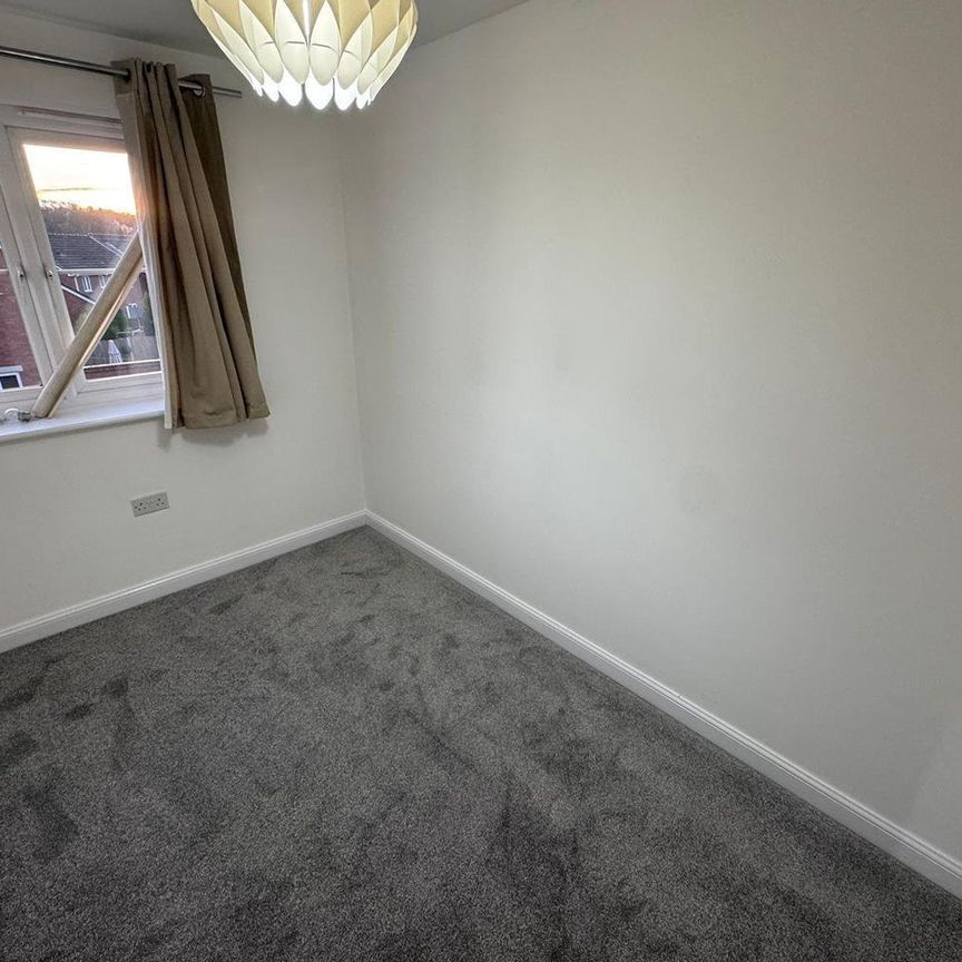 Golden Orchard, Halesowen, West Midlands - Photo 1