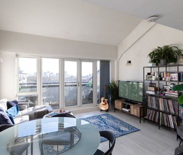 1 Bed Flat, Lexington Building, E3 - Photo 3