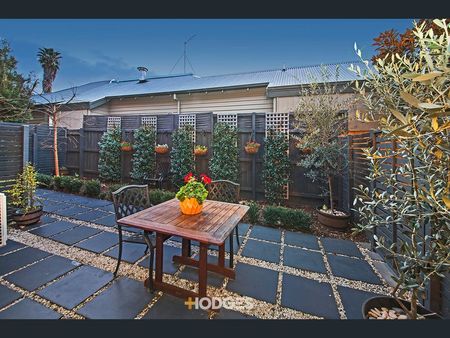 3/32 Loller Street, Brighton VIC 3186 - Apartment For Rent | Domain - Photo 3