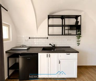 Pronájem bytu 1+kk v centru Znojma s parkovacím místem - Photo 4