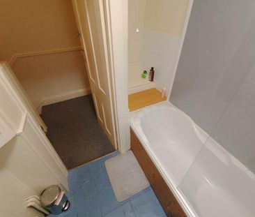 4 bedroom house to rent - Photo 2