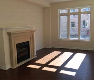 For Lease - 19 Hancock Street, Aurora, Ontario - Photo 4