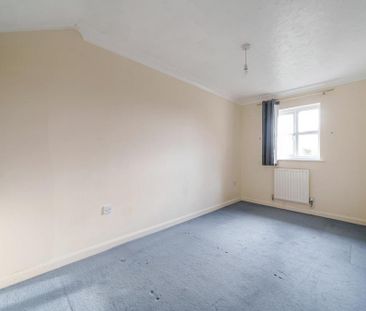 4 bedroom end of terrace house to rent - Photo 5