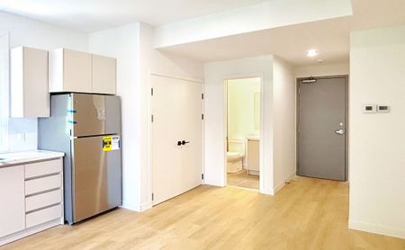 For Lease - 135 Sweetland Avenue Unit# 201, Lower Town - Sandy Hill, Ontario - Photo 2