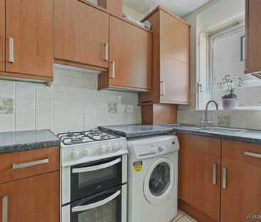 2 bedroom property to rent in London - Photo 1