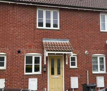 2 bedroom terraced house to rent - Photo 3