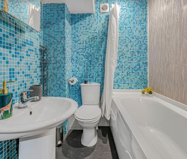 40 HYDE TERRACE Leeds - LS2 9LN - Photo 4