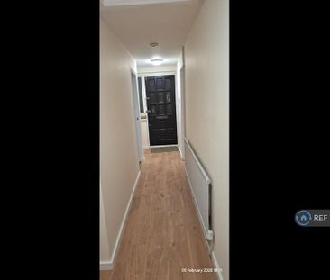 2 bedroom maisonette to rent - Photo 6