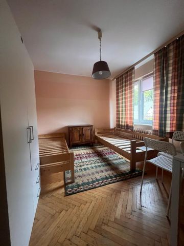 Dom na wynajem - Zdjęcie 2