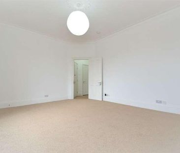 Surbiton, KT6 - Photo 2