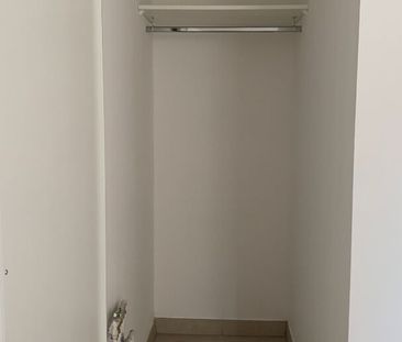 T2 neuf - 43 m² - Castelnau le-Lez, - Photo 3