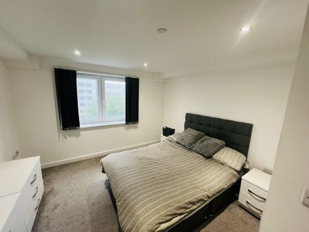 Wheatley Court, Halifax - Photo 3