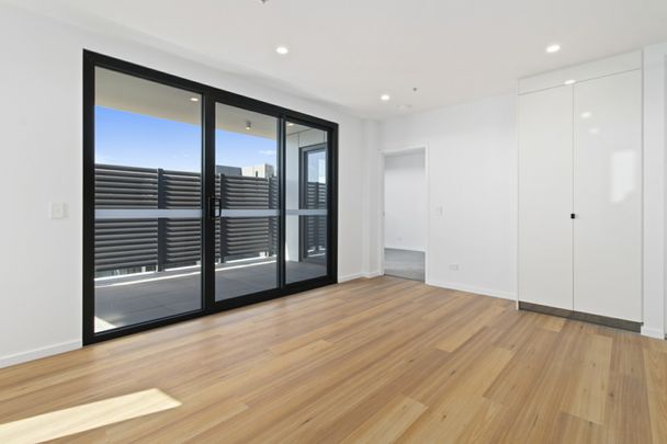 Convenient Location in the Heart of Gungahlin - Photo 1