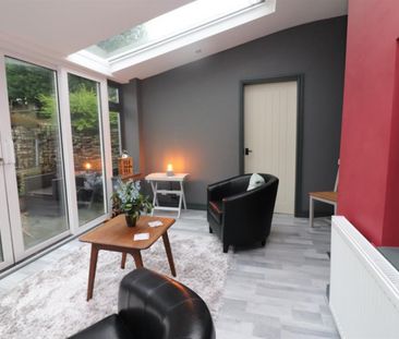 2 bedroom House To Let - Photo 4