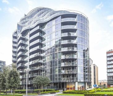 Juniper Drive Battersea, SW18 - Photo 2