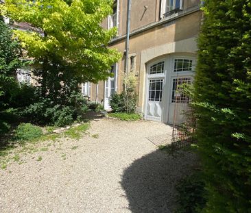 Location Appartement 1 pièce 29m² - Photo 2