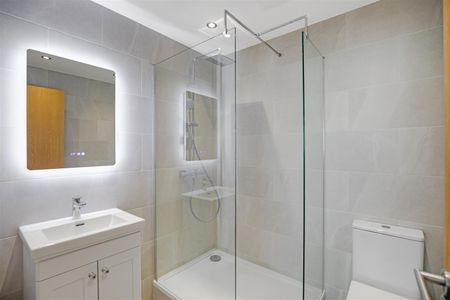 Apartment To Let - Photo 4