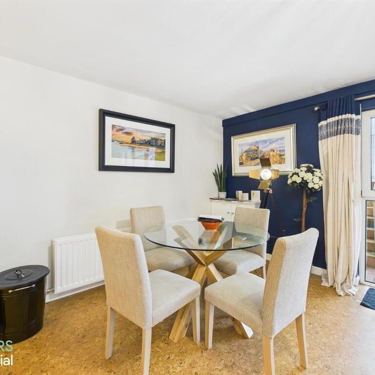 Apt 3, Byron Court, Kinnegar Road, Holywood, BT18 9JN - Photo 1