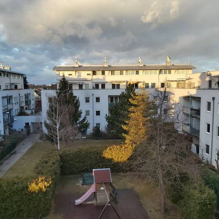 3-Zimmer-Wohnung mit Loggia in zentraler Lage - Photo 4