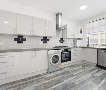 Hall Road, Isleworth, TW7 7PD - Photo 6