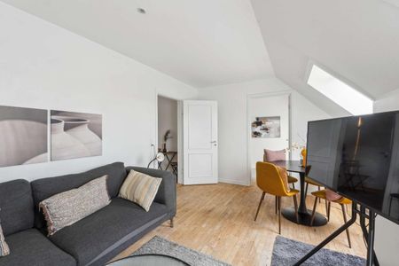 Lækker lys lejlighed med elevator - Photo 3