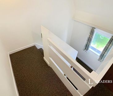 2 bedroom maisonette to rent - Photo 6